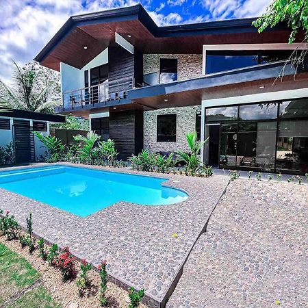 Hector House Villa อูวีตา ภายนอก รูปภาพ