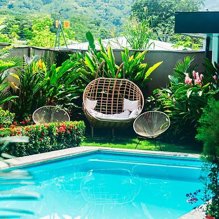 Hector House Villa อูวีตา ภายนอก รูปภาพ